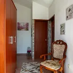Astoria דירה *