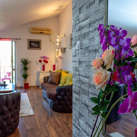 Astoria بودغوريتْسا